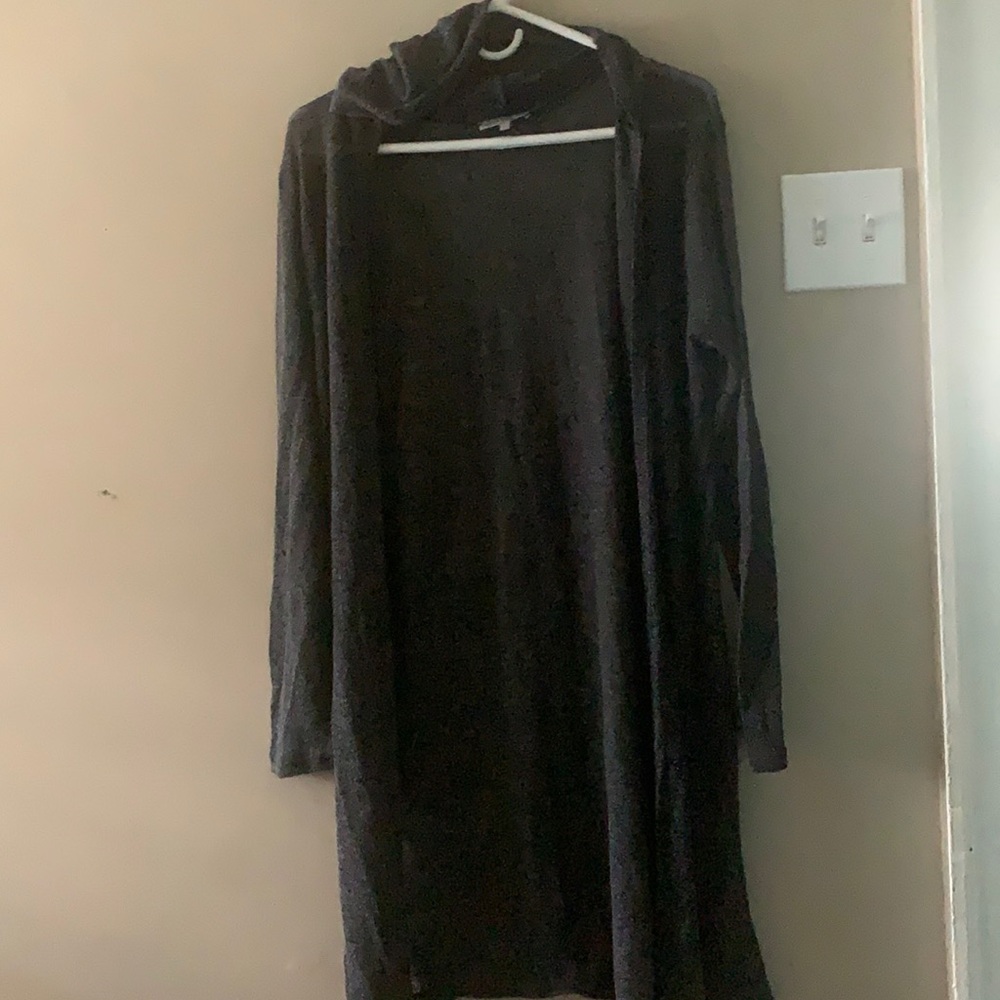 Hooded cardigan. Size XL.